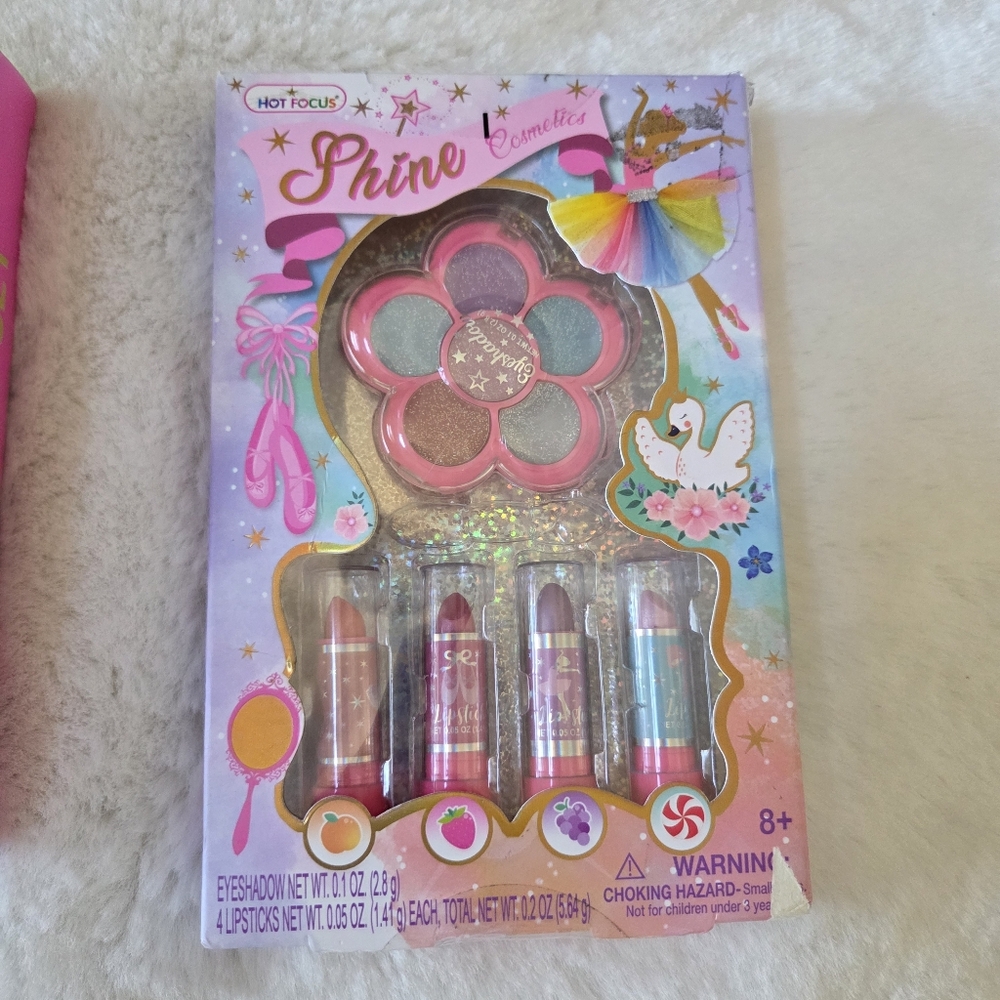 Bundle Makeup Set For Girls - Picture 3 of 10